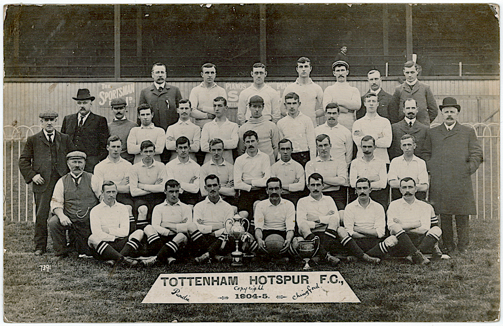 Tottenham Hotspur squad for the 1904/5 season.